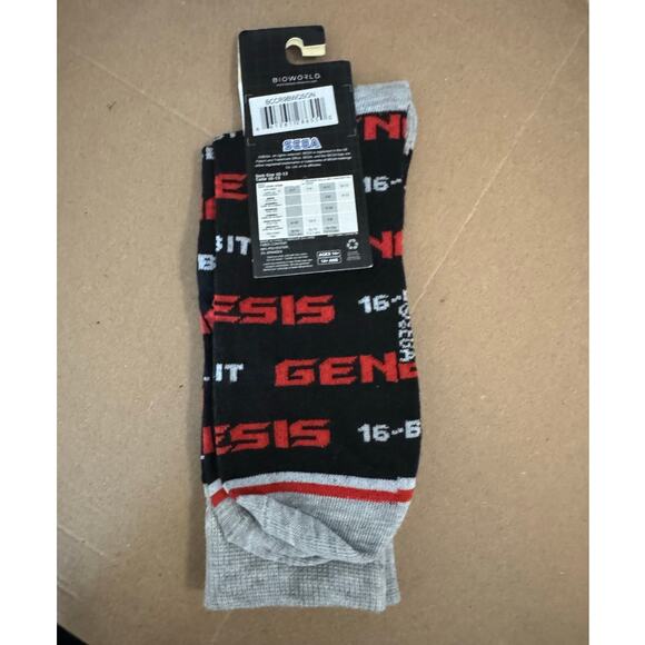 SEGA GENESIS Crew Socks NIP Red Black Fits Shoe Size 8 - 12 - Picture 2 of 4